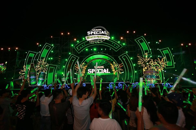Cháy hết mình tại Đại nhạc hội bãi biển Saigon Special Beach Festival 2018