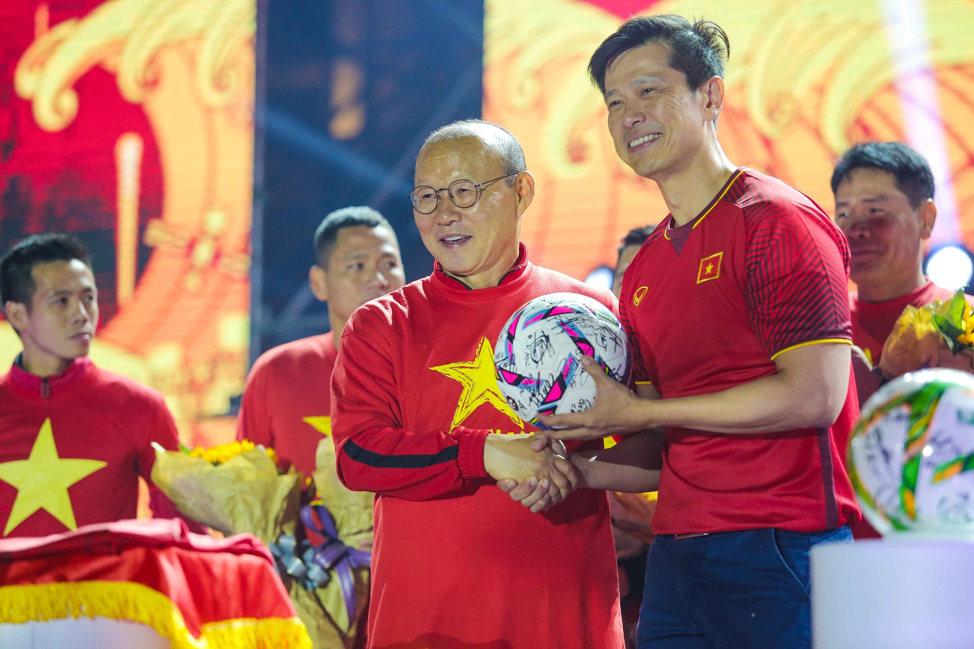 Bia Saigon tri ân đội tuyển bóng đá Việt Nam bằng sự kiện âm nhạc “Tự hào Việt Nam”